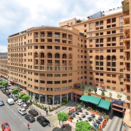 Armenak Apartment 5-Комнатная Erywań Zewnętrze zdjęcie
